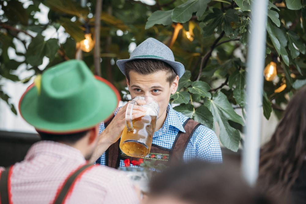 Rot.Jong_18.09.2026Oktoberfest_WildStube_ShotByMeesterwerk_16.jpg