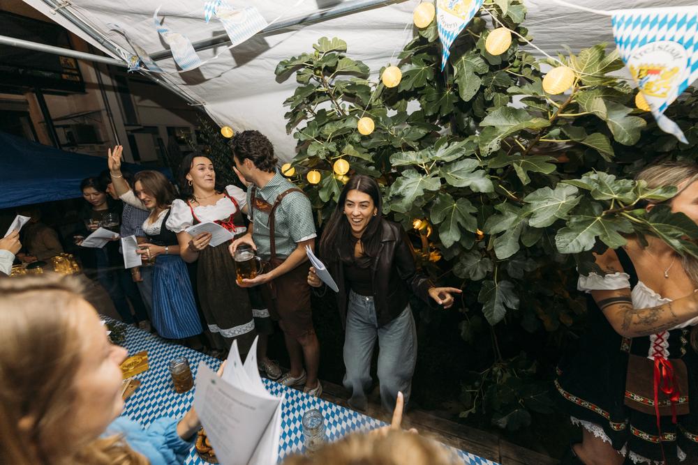 Rot.Jong_18.09.2026Oktoberfest_WildStube_ShotByMeesterwerk_126.jpg