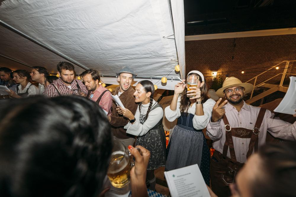 Rot.Jong_18.09.2026Oktoberfest_WildStube_ShotByMeesterwerk_111.jpg